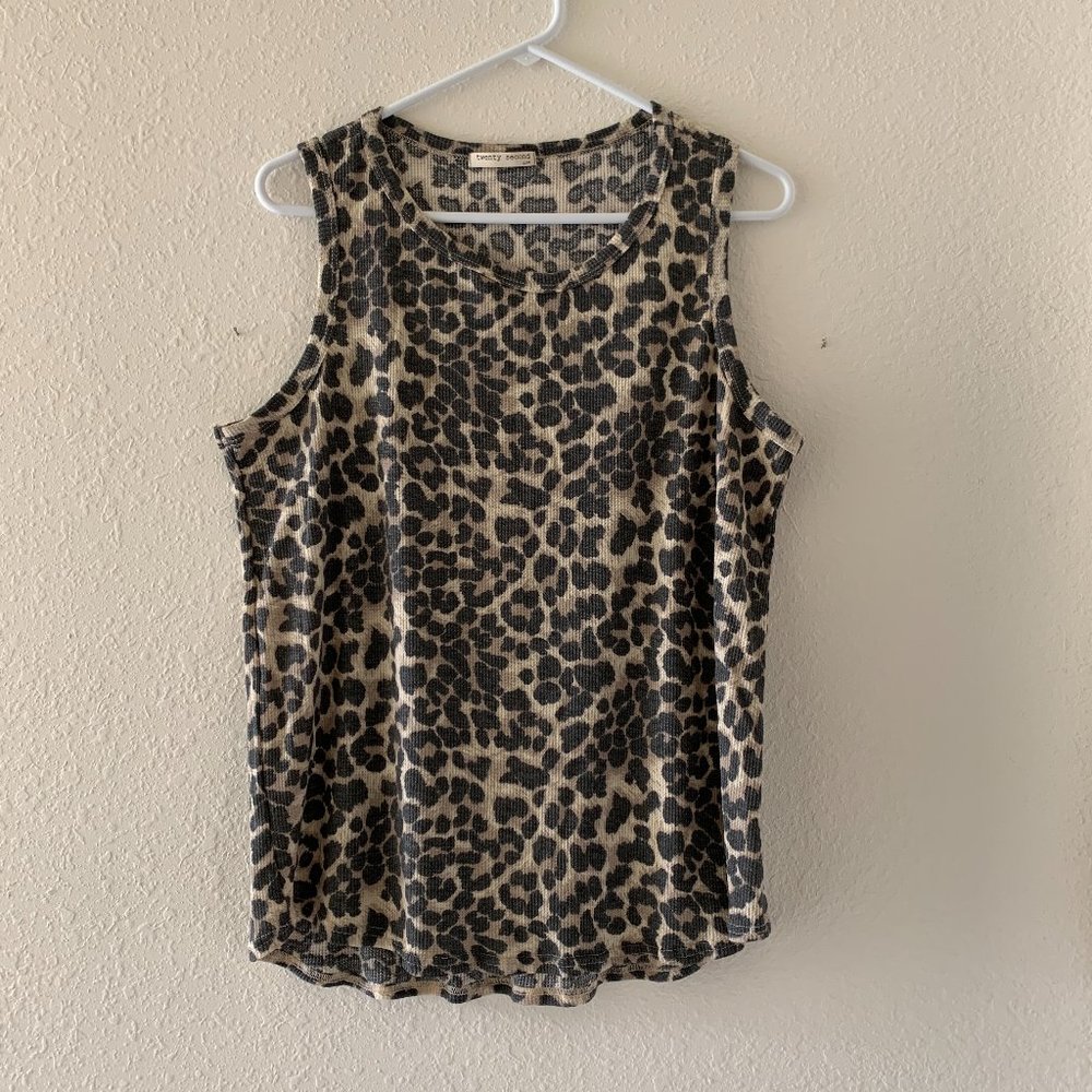 Twenty Second Leopard Pattern Tank, L